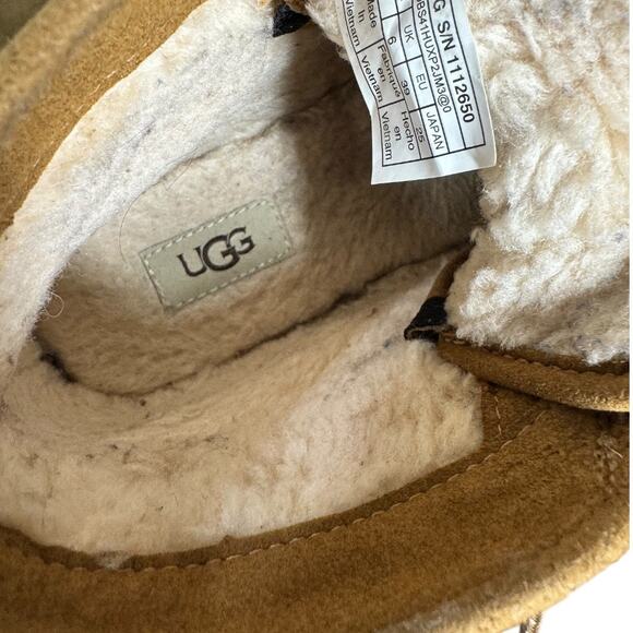 UGG Greda Duck Boots 8 Brown Waterproof Winter Leather Suede Lace Up Gorpcore - Picture 7 of 9